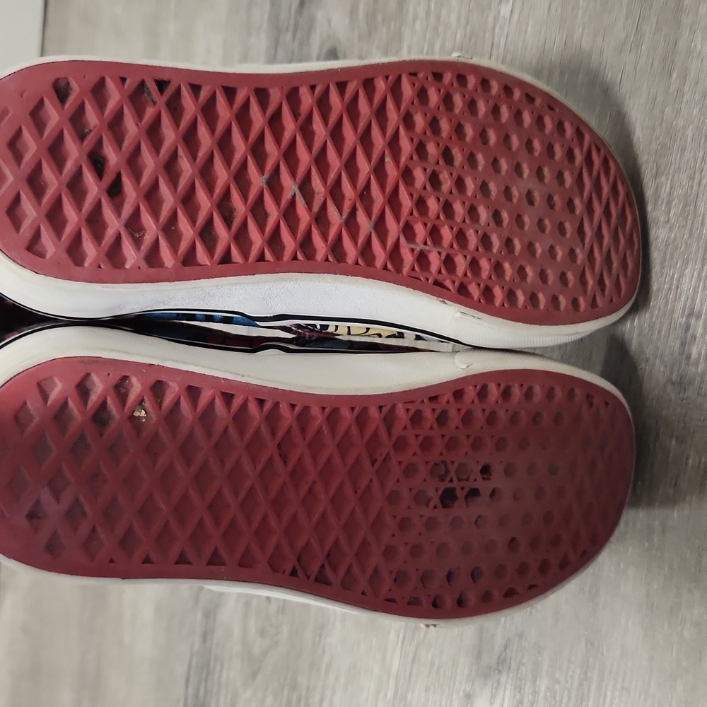 Vans Marvel Spider-Man Graphic Slip-Ons Mens 7 Womens 8.5 - Picture 4 of 10